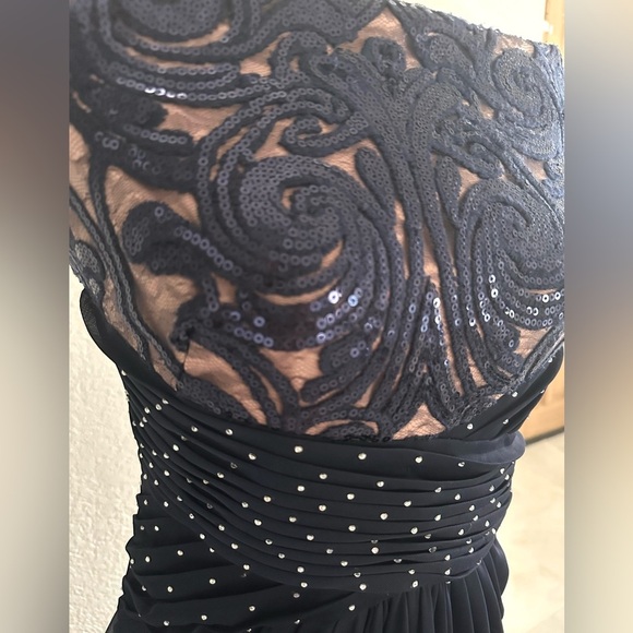 Adrianna Papell Navy Off Shoulder Maxi Dress - Picture 9 of 12